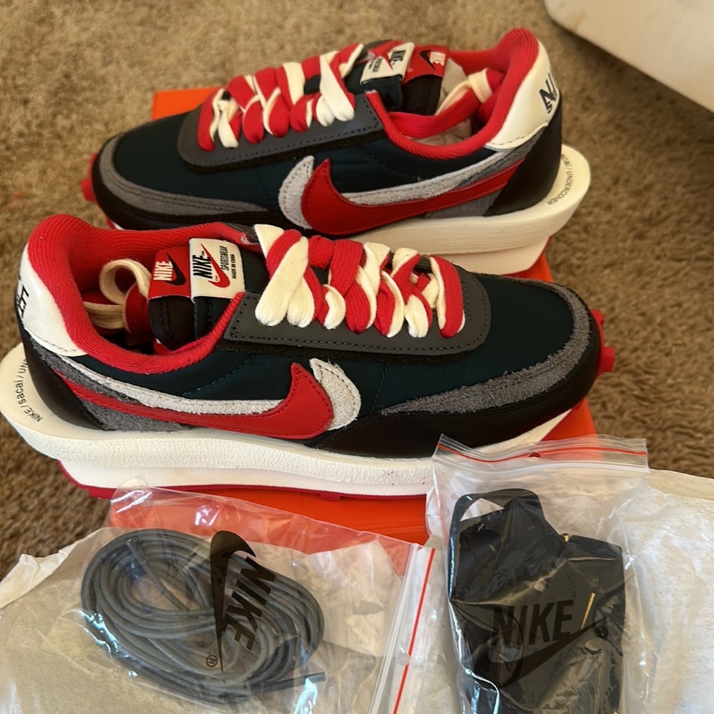 NIKE LDWAFFLE /SU